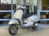 VESPA GTS SUPER TECH 300
