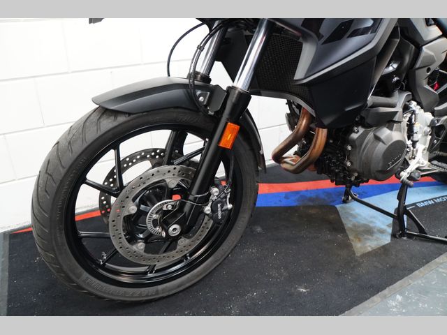 bmw - f-800-gs-black-edition