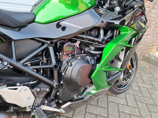 kawasaki - ninja-h2-sx-se