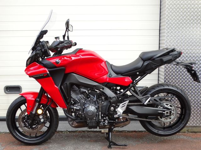 yamaha - tracer-9