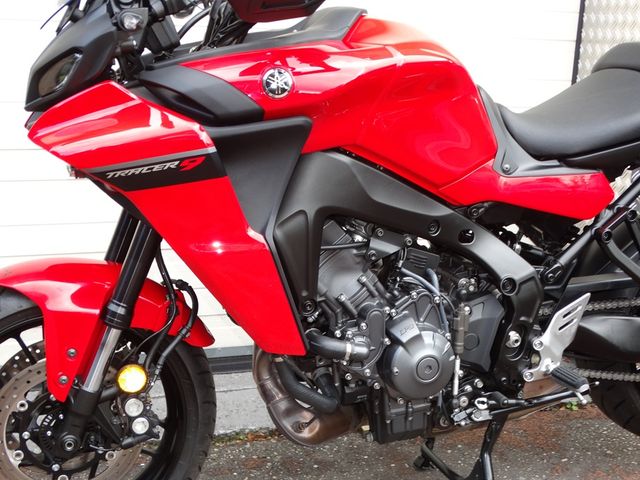 yamaha - tracer-9