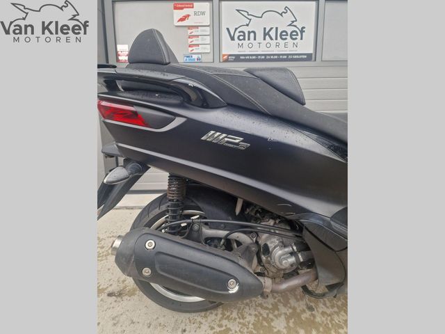 piaggio - mp3-300-lt-sport