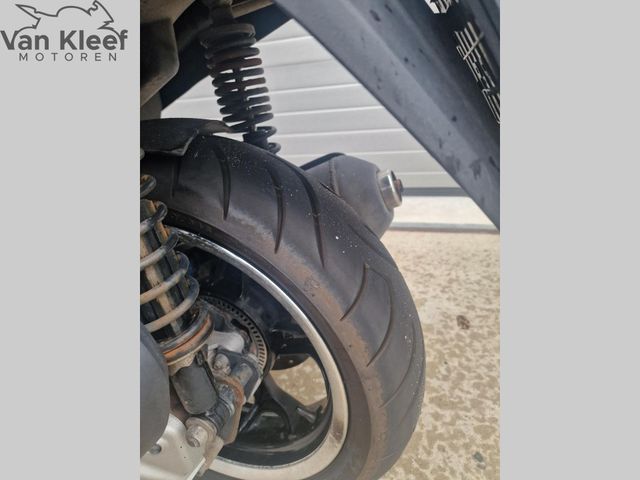 piaggio - mp3-300-lt-sport