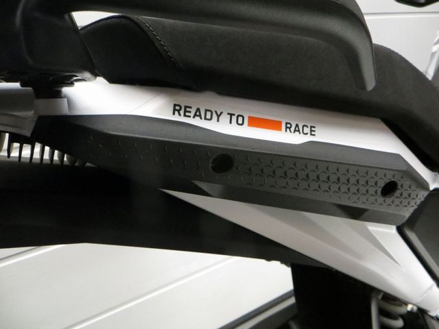 ktm - 1290-super-adventure-s