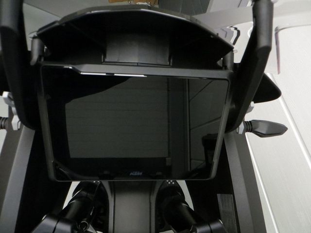 ktm - 1290-super-adventure-s