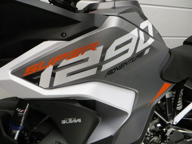 ktm - 1290-super-adventure-s