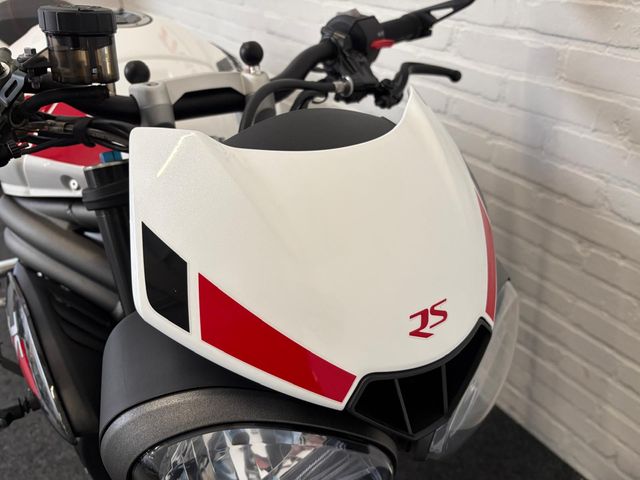 triumph - speed-triple-rs