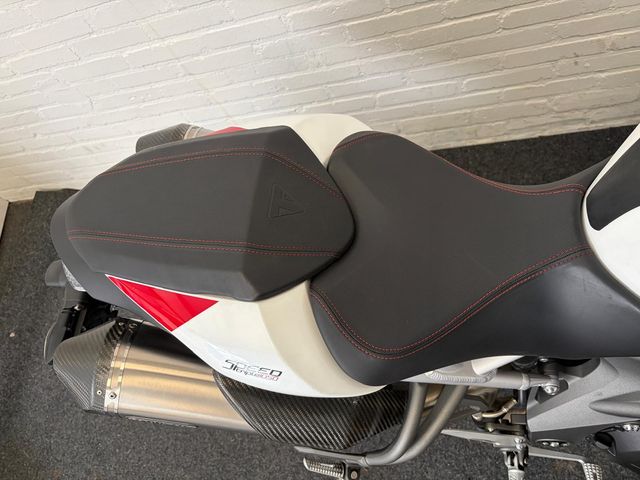 triumph - speed-triple-rs