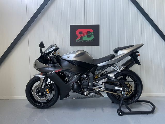 yamaha - yzf-r1