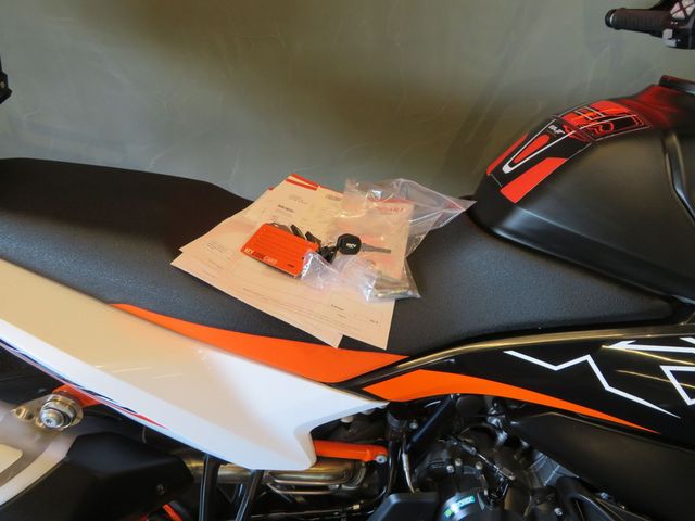 ktm - 890-smt