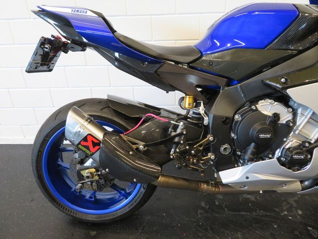 yamaha - yzf-r1