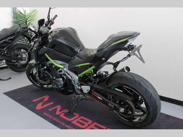 kawasaki - z900
