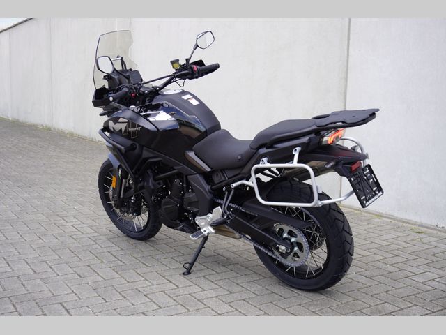 cfmoto - 700-mt-adventure