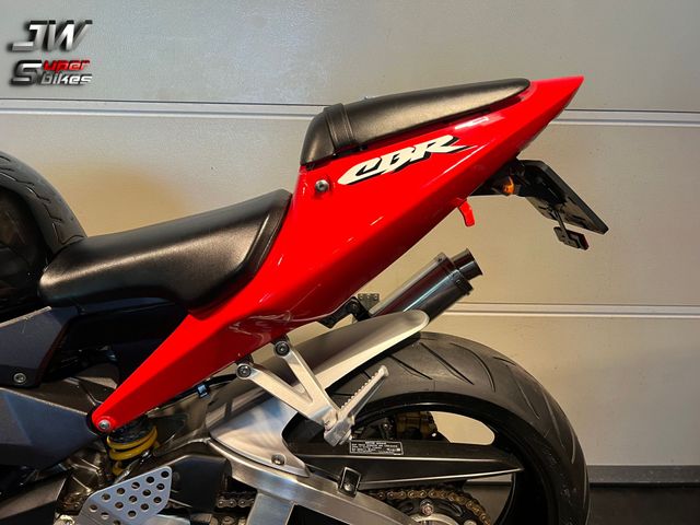 honda - cbr-1000-rr-fireblade