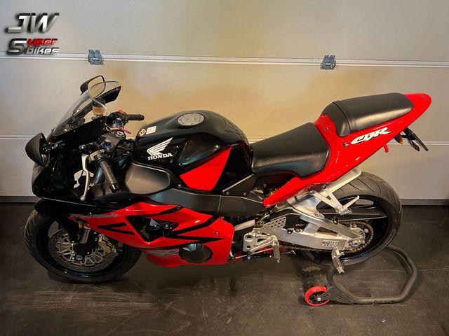 honda - cbr-1000-rr-fireblade