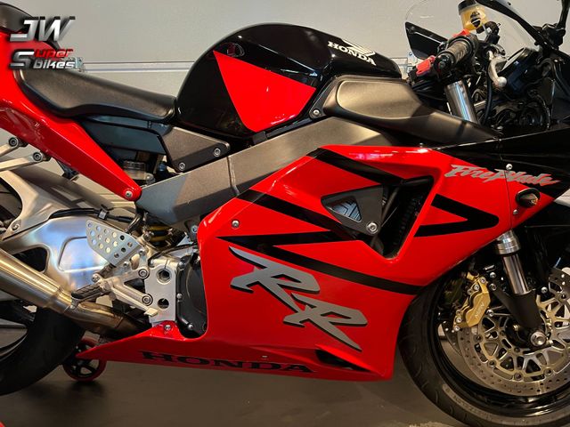 honda - cbr-1000-rr-fireblade