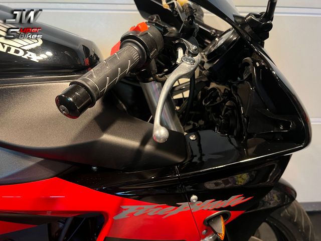 honda - cbr-1000-rr-fireblade