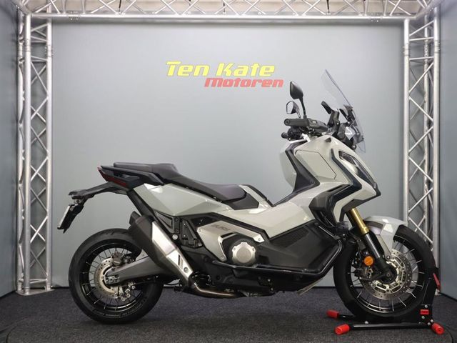 honda - x-adv