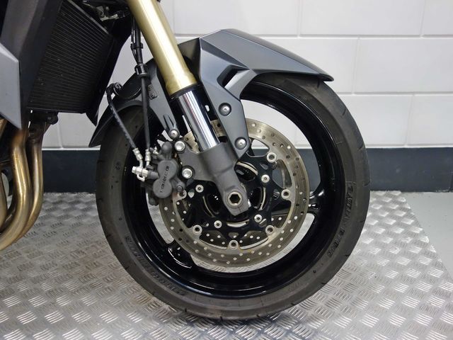 suzuki - gsr-750-a