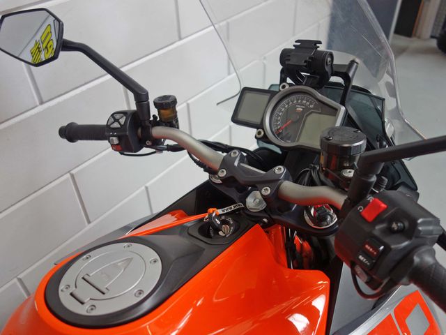 ktm - 1290-super-duke-gt