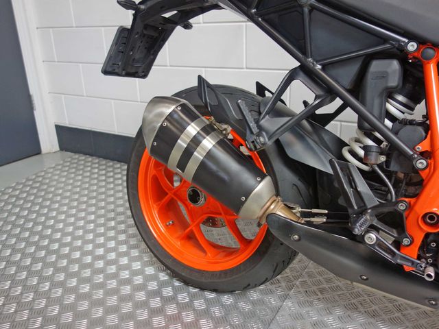 ktm - 1290-super-duke-gt