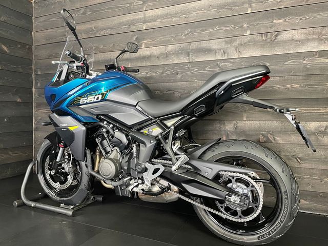 triumph - tiger-sport-660