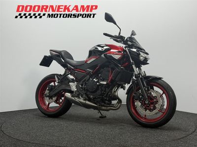 KAWASAKI Z650 – foto 2