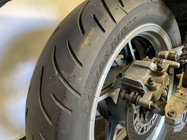 kawasaki - zephyr-1100