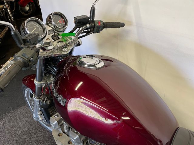 kawasaki - zephyr-1100