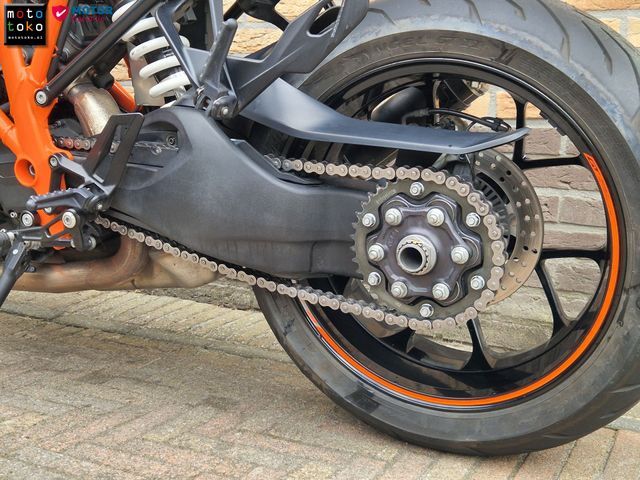ktm - 1290-super-duke-gt