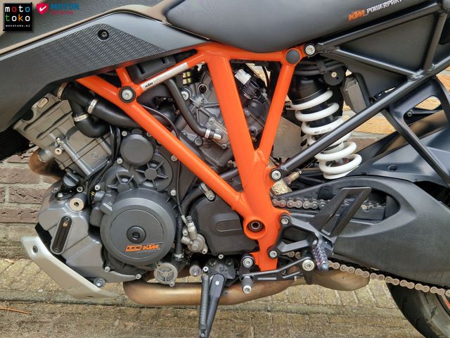 ktm - 1290-super-duke-gt