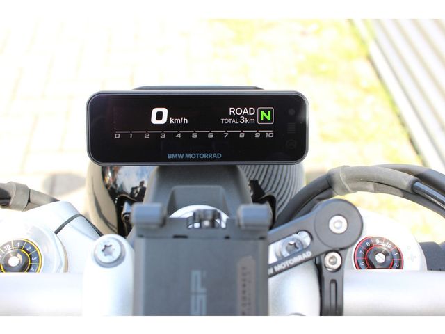 bmw - r-12-nine-t