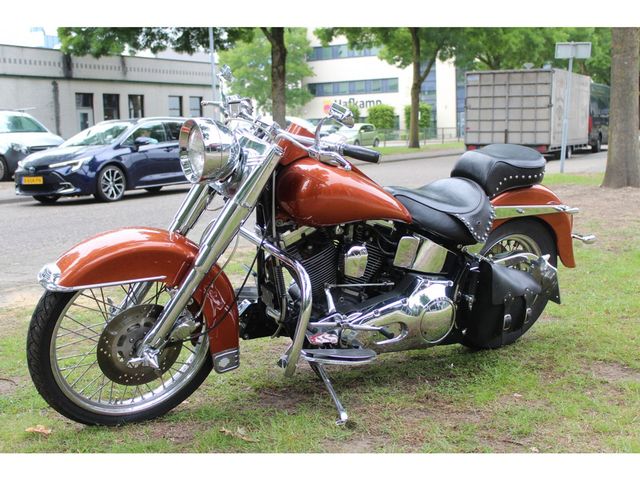 harley-davidson - heritage-classic