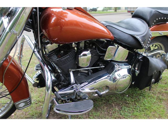 harley-davidson - heritage-classic