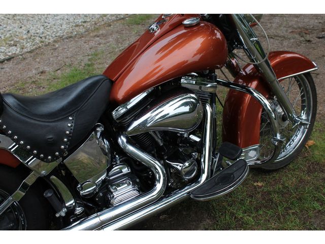 harley-davidson - heritage-classic