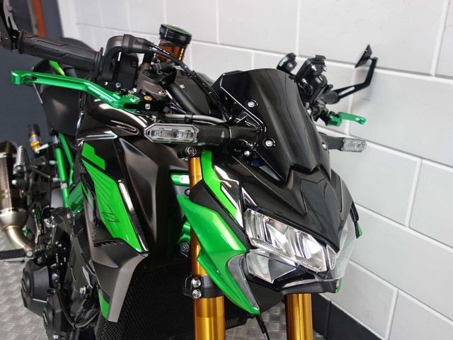 kawasaki - z900-se