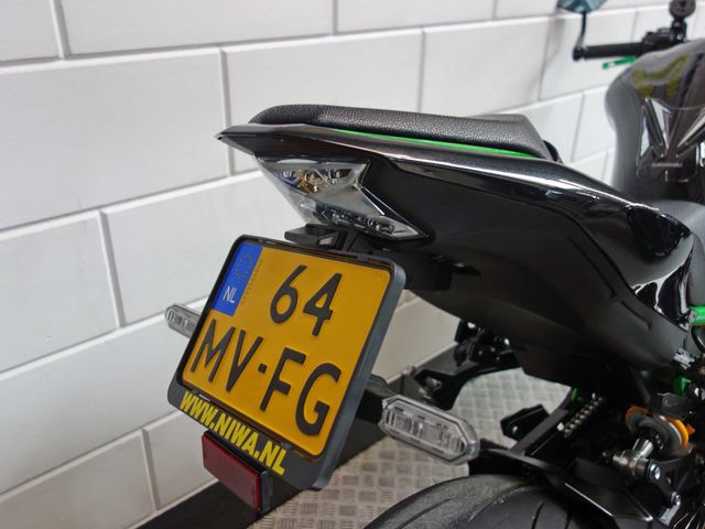 kawasaki - z900-se