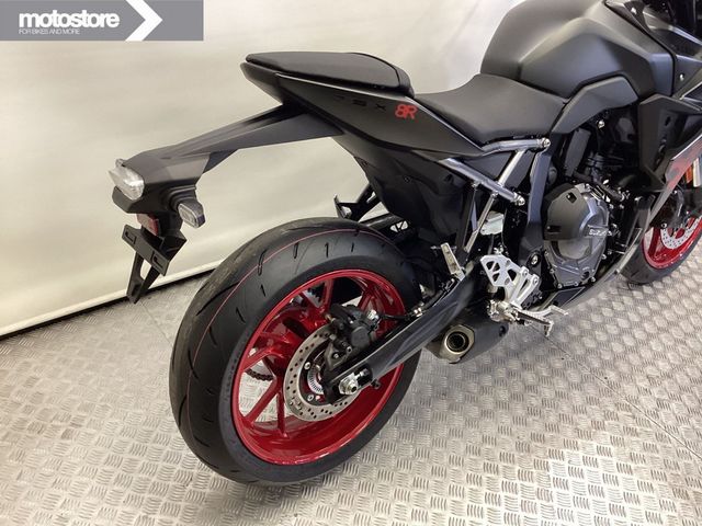 suzuki - gsx-8r