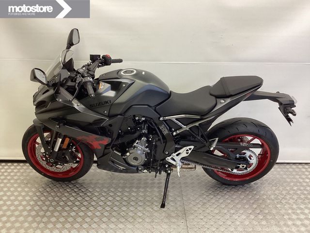 suzuki - gsx-8r