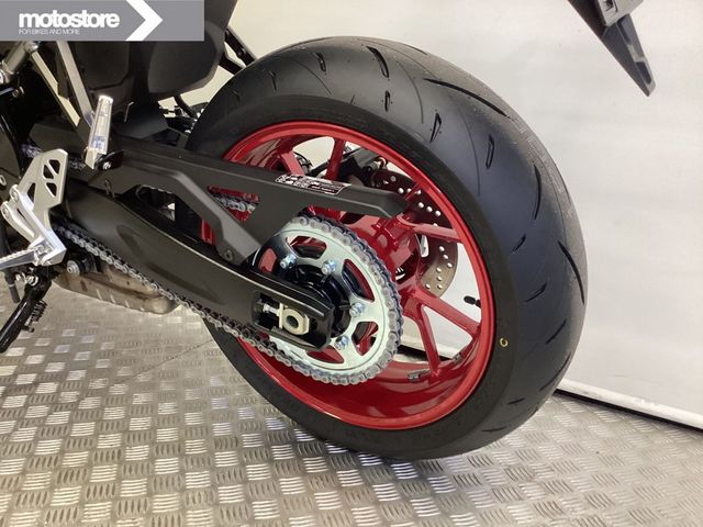 suzuki - gsx-8r