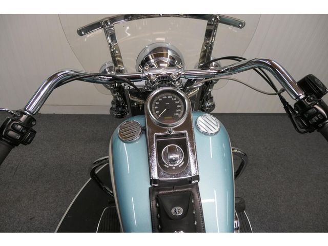 harley-davidson - heritage-softail-classic-flstc