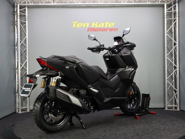 honda - adv-350