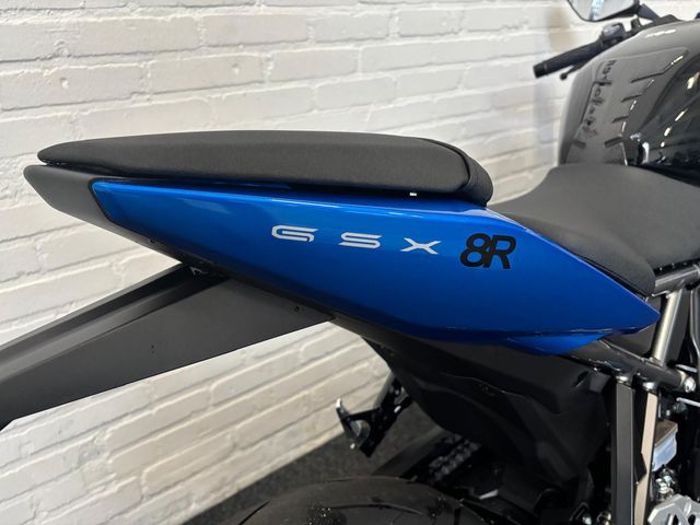 suzuki - gsx-8r