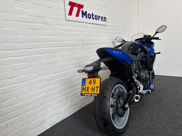 suzuki - gsx-8r