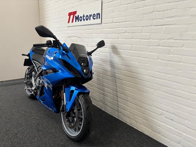 suzuki - gsx-8r