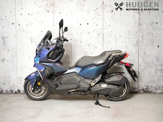 sym - adx-125