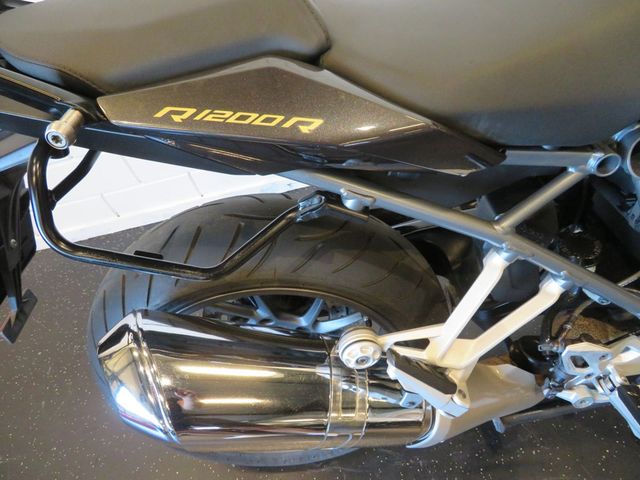 bmw - r-1200-r-abs