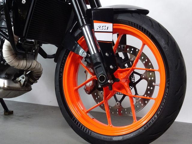 ktm - 690-duke-abs