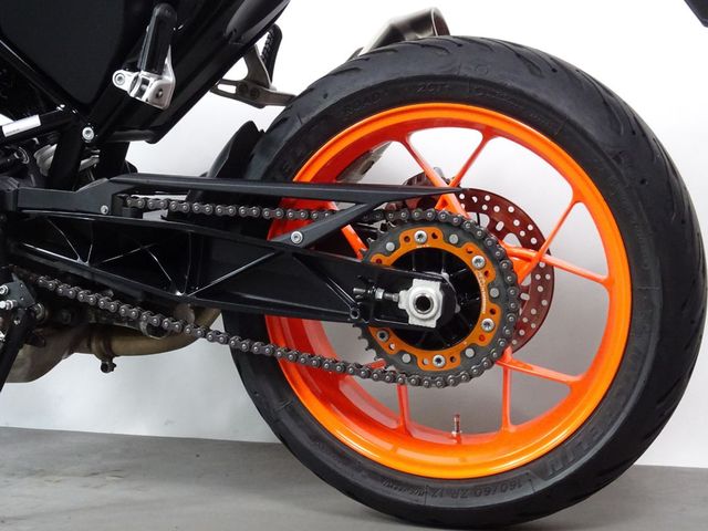 ktm - 690-duke-abs