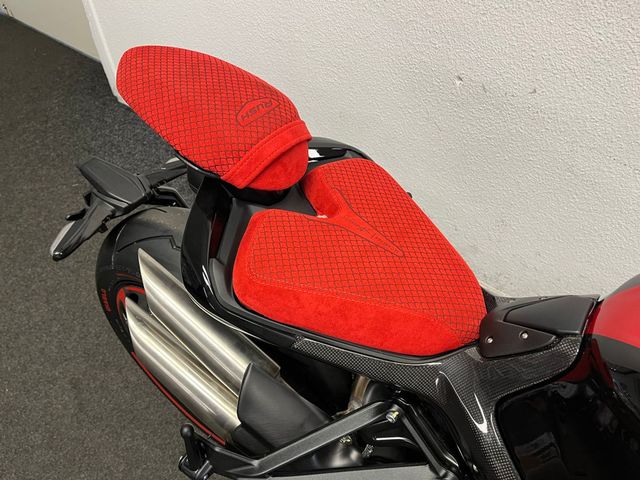 mv-agusta - rush-1000